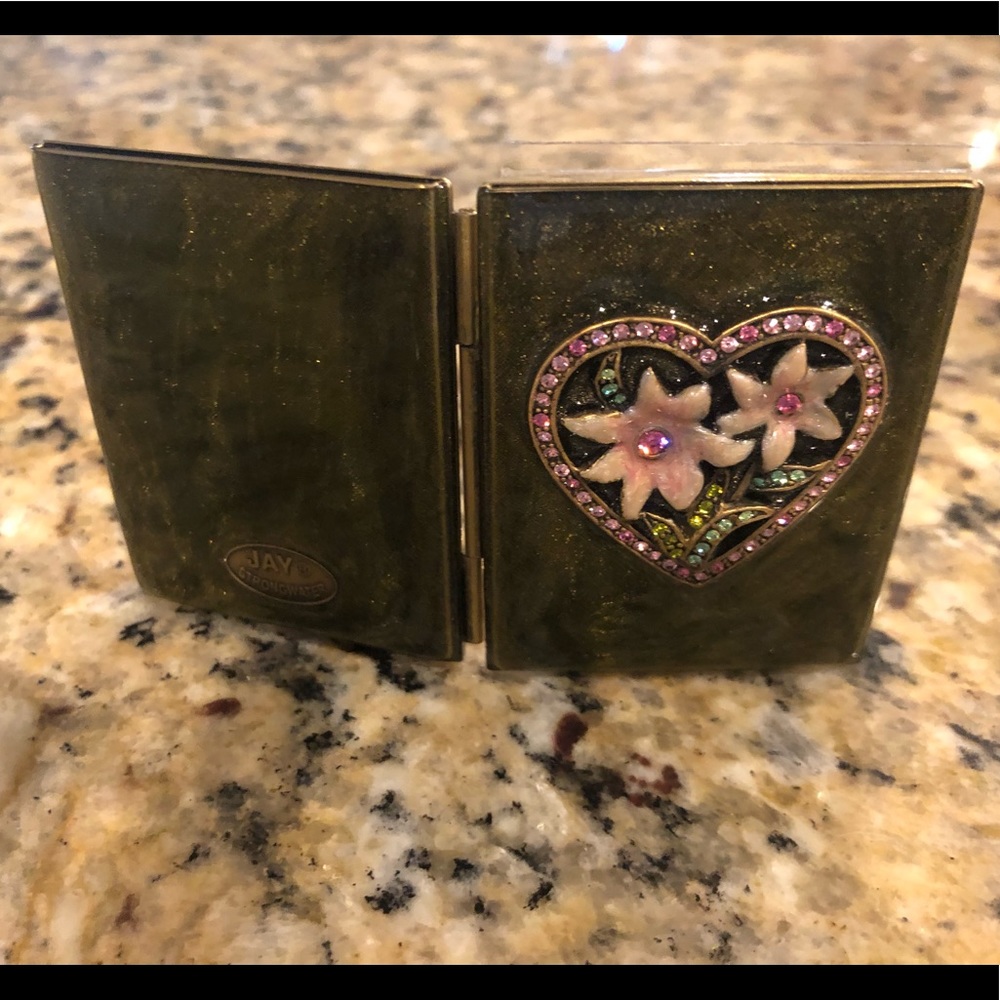 Jay Strongwater Flower and Heart Frame 🌸 ❤️